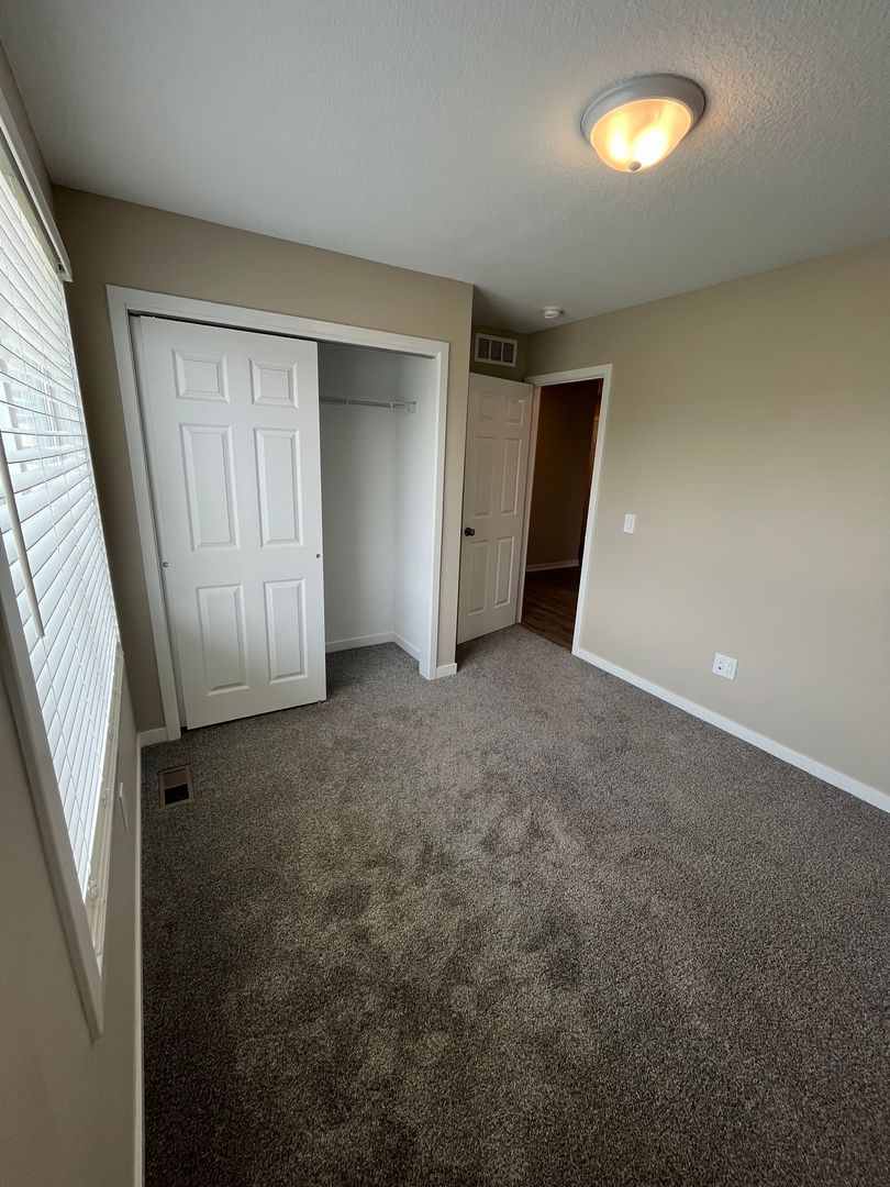 1665 20th Ave SE – photo 3