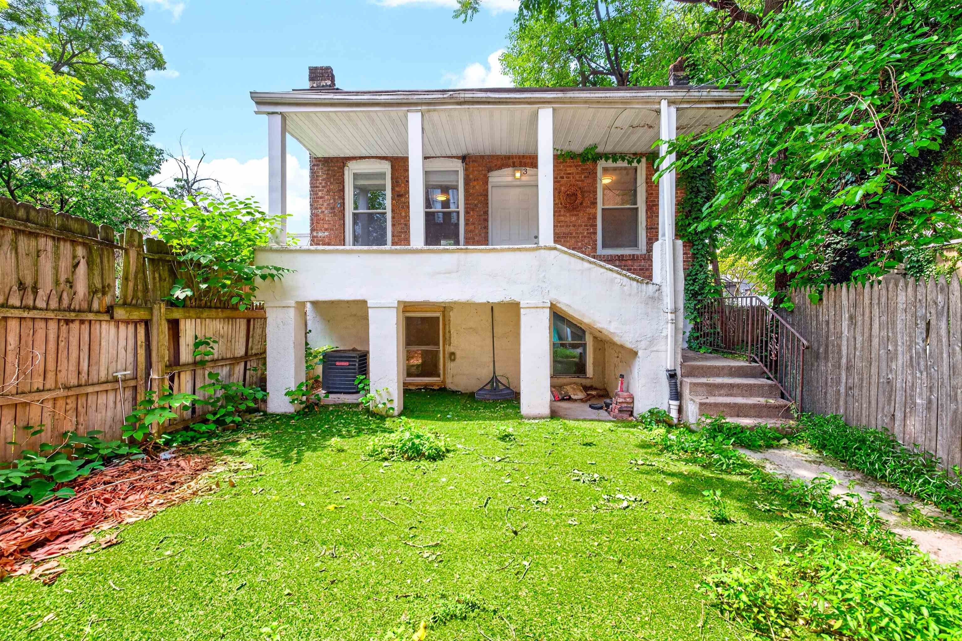 83 Williams Ave #3 – photo 1