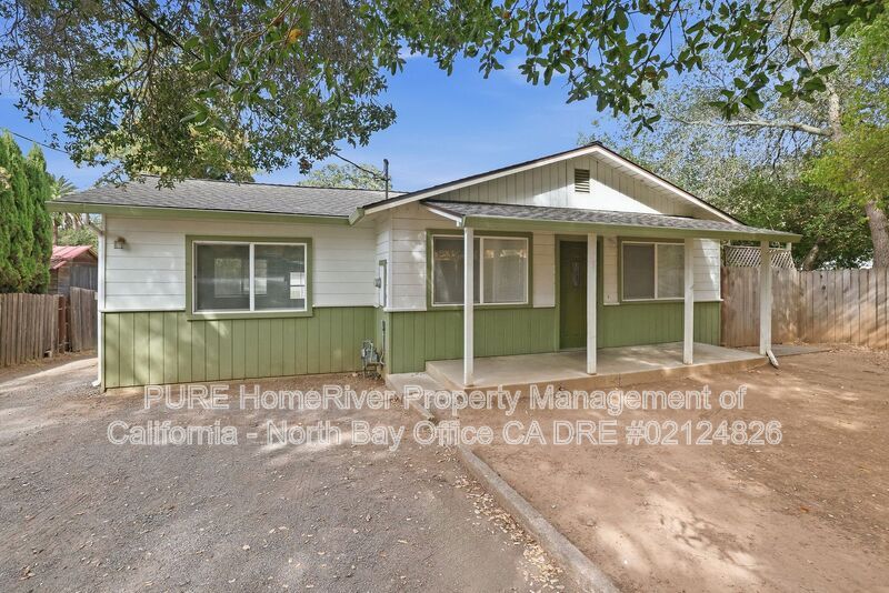 1040 S Cloverdale Blvd – photo 1