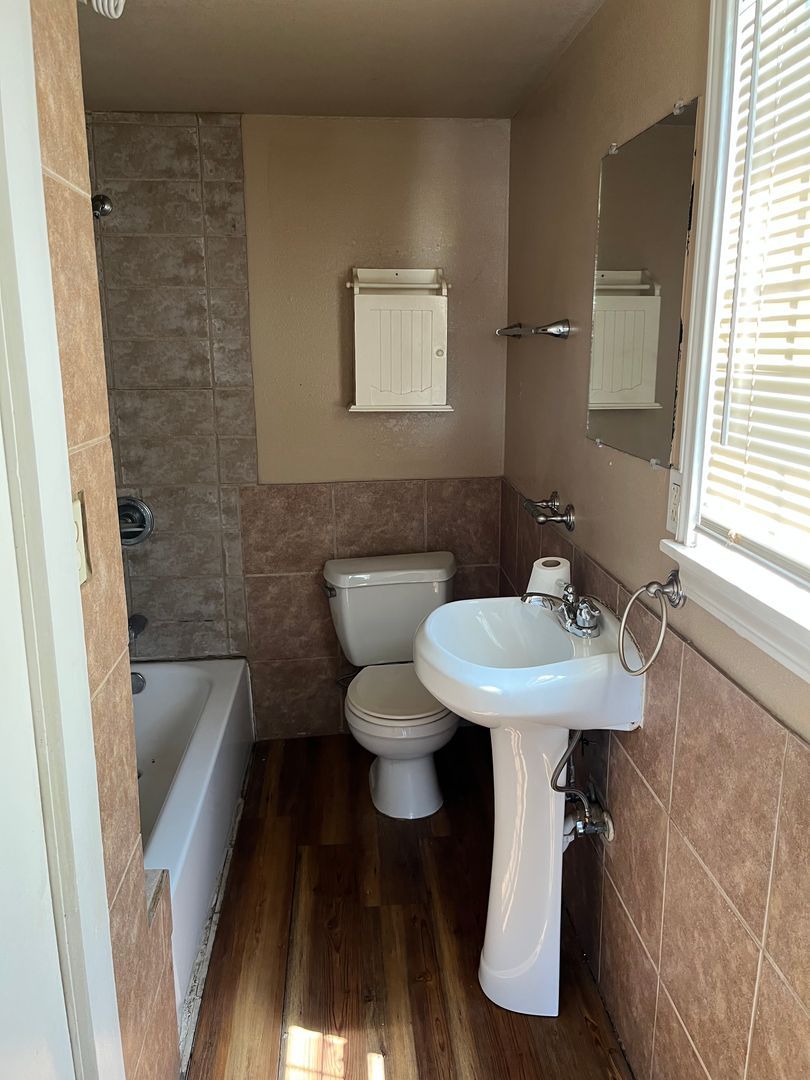1516 27th St unit Rear – photo 3