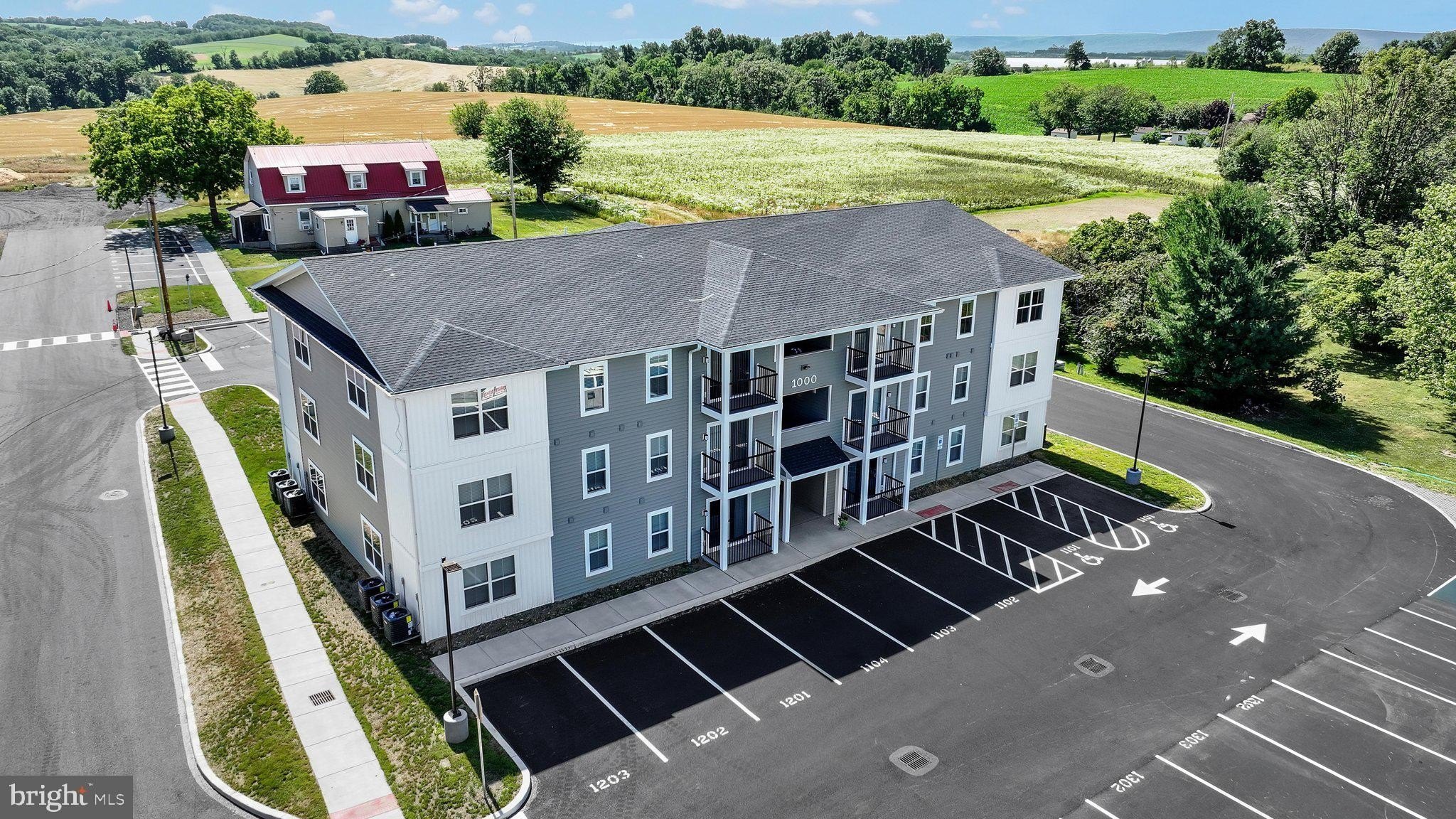 1000 Colby Lane #1202 – photo 1