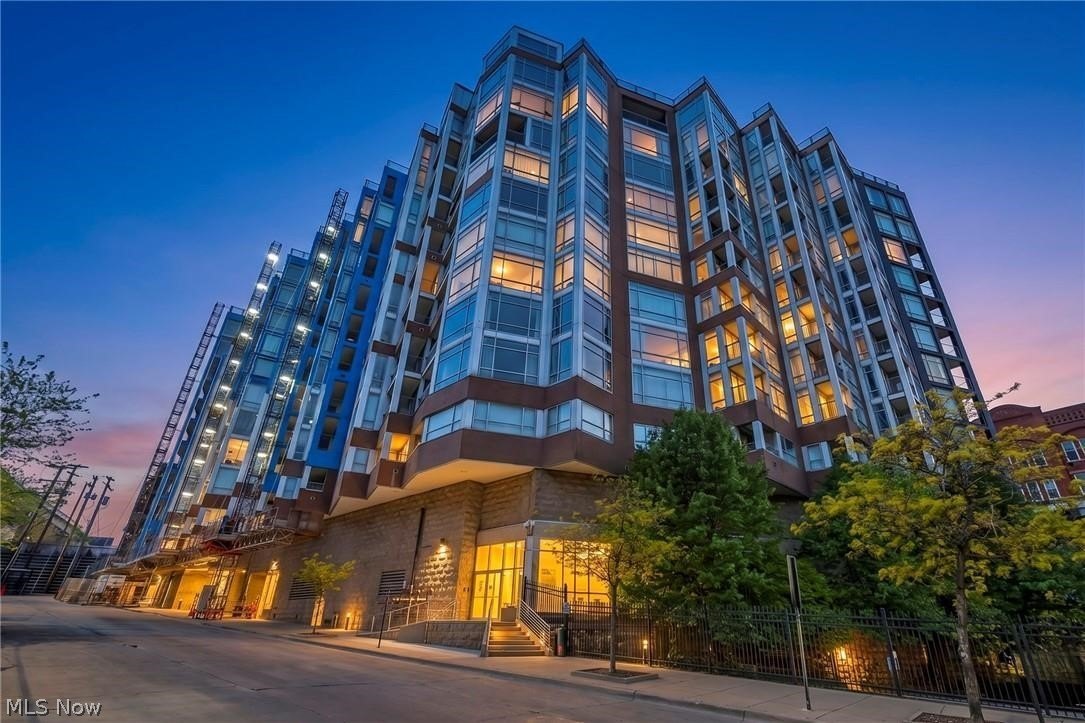 2222 Detroit Ave #409 – photo 1