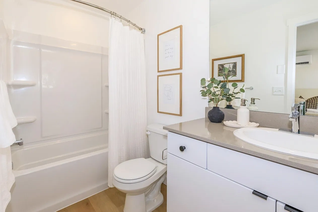 Crescent Townhomes – photo 5