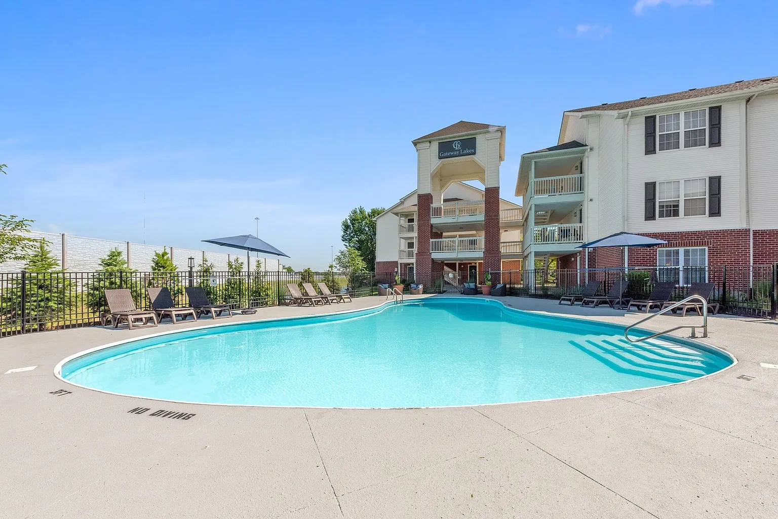 Gateway Lakes – photo 2