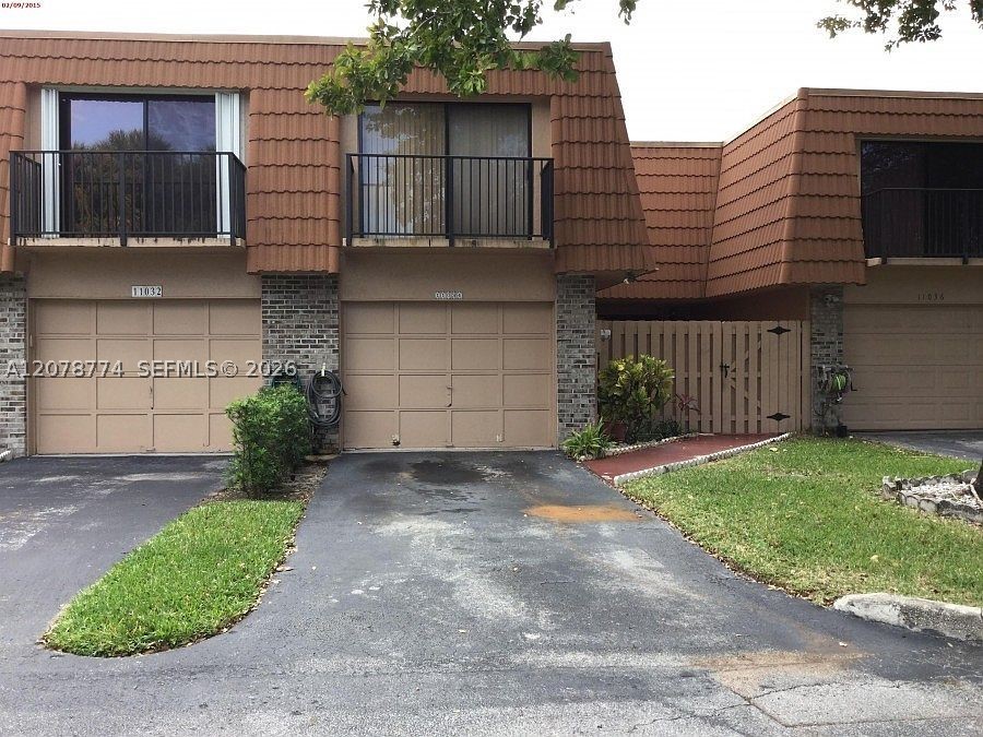 11034 SW 15th Manor unit X – photo 1