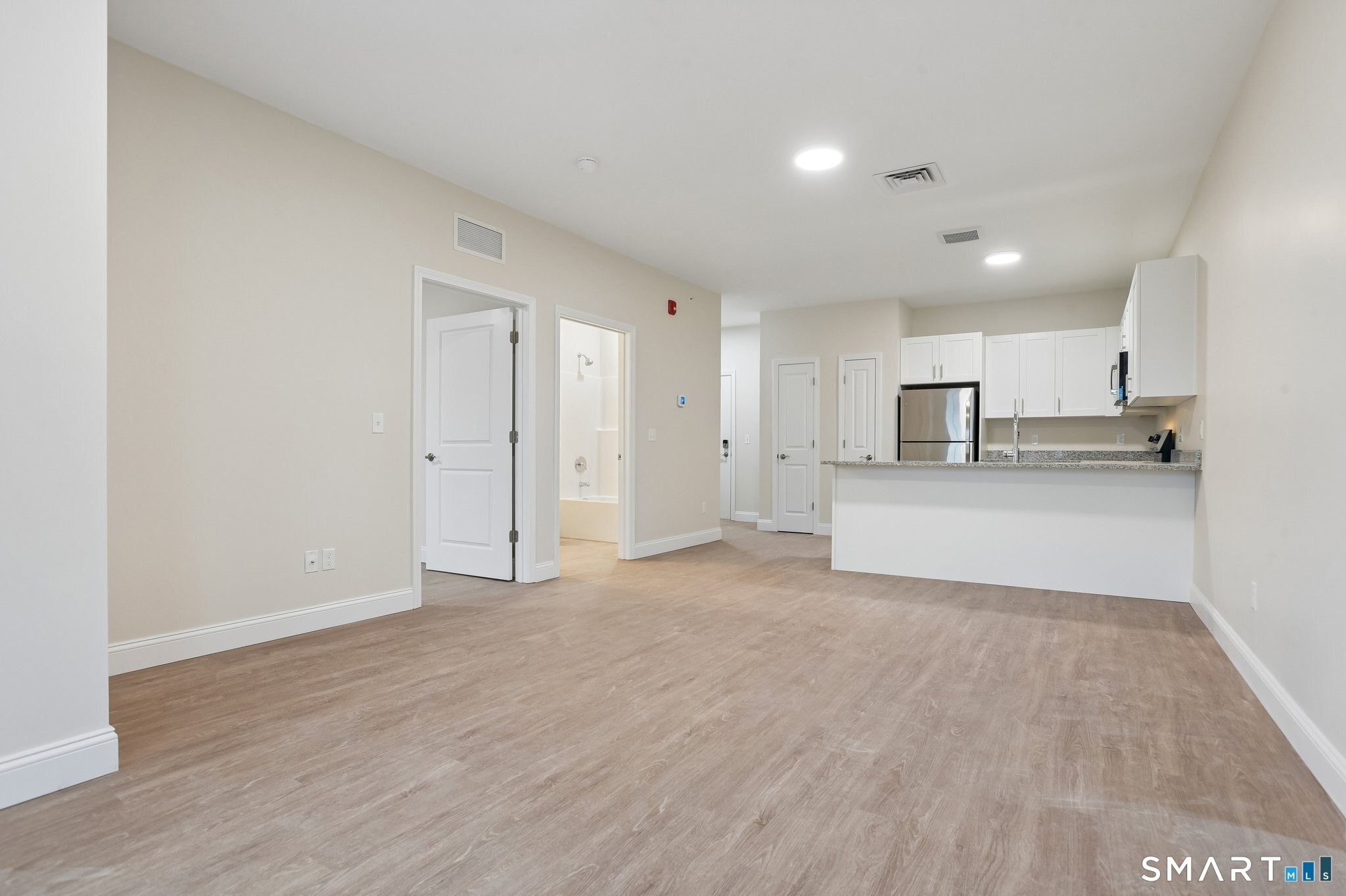 55 Steele Blvd #302 – photo 5