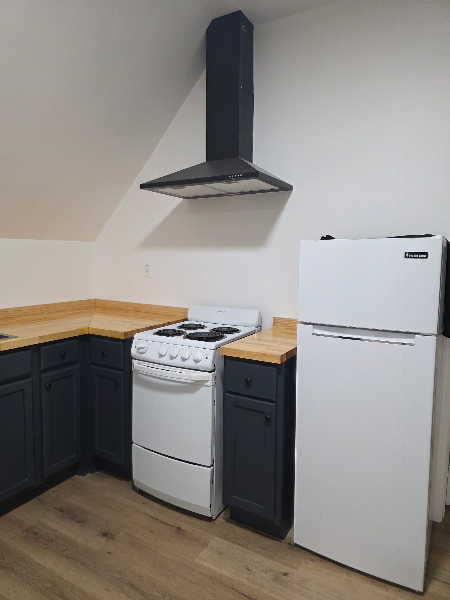 3061 W 46th St unit C – photo 4