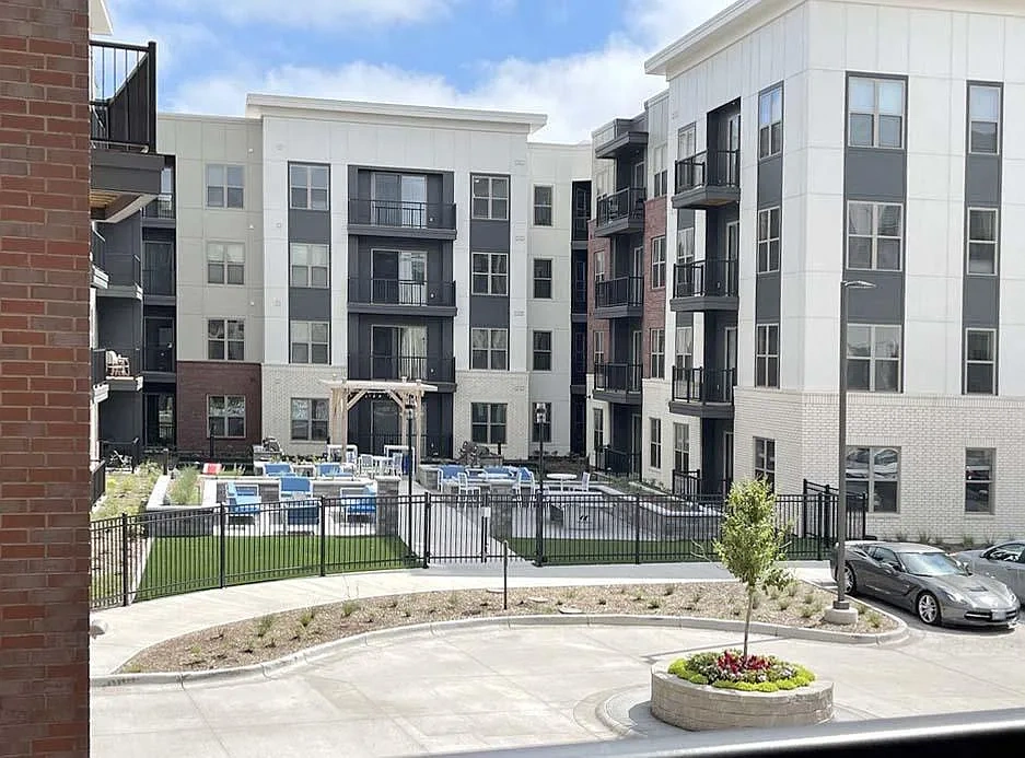 Elevate Apartments – photo 3