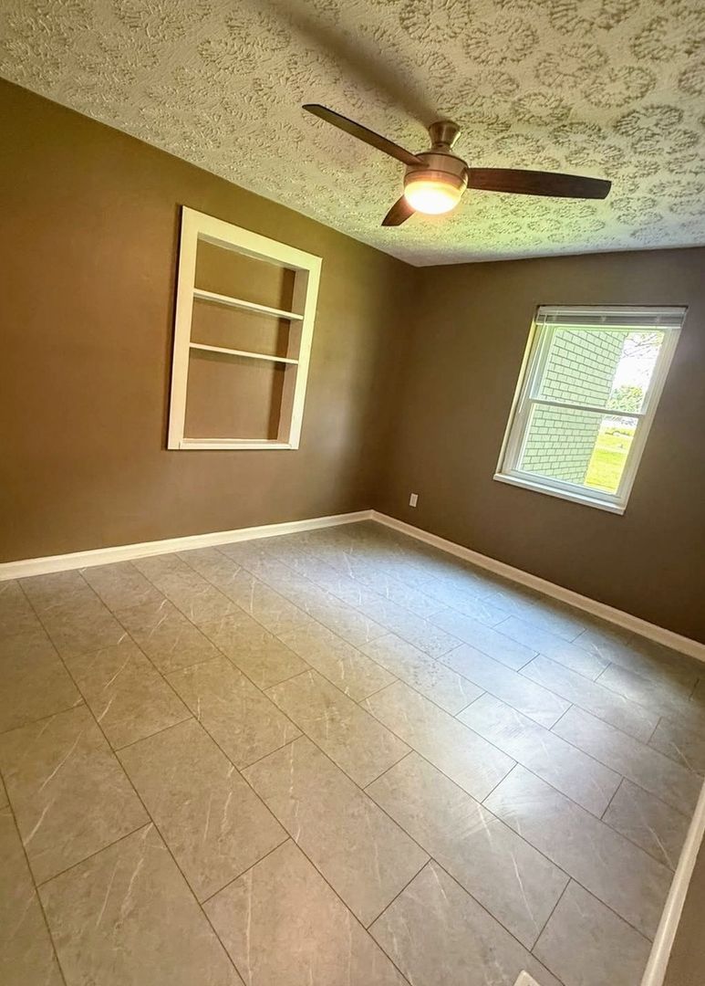 8079 W Third St – photo 4
