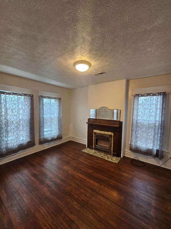 540 6th Ave unit 2 – photo 4