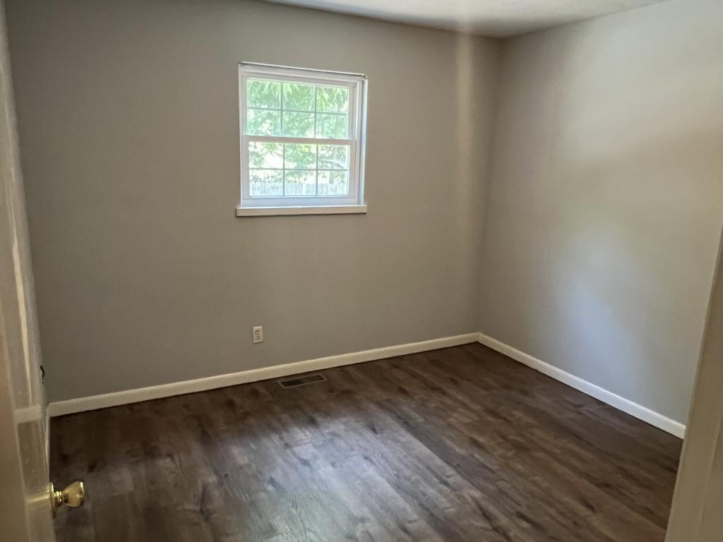223 Cherry Ave unit B – photo 3