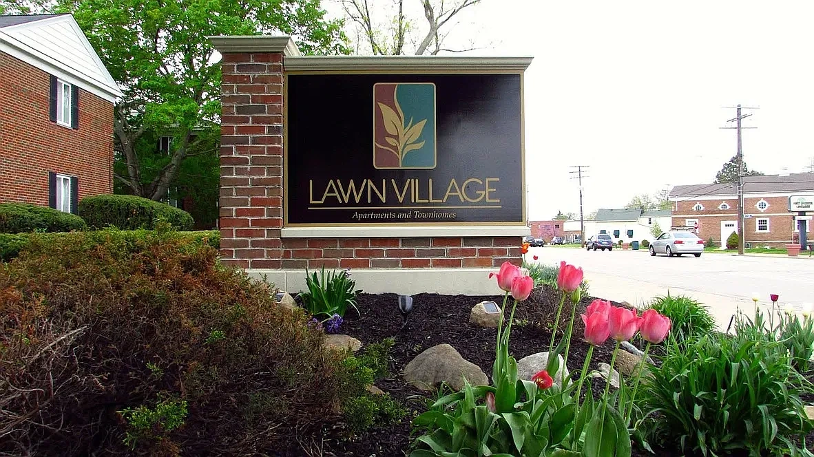 Lawn Village – photo 2