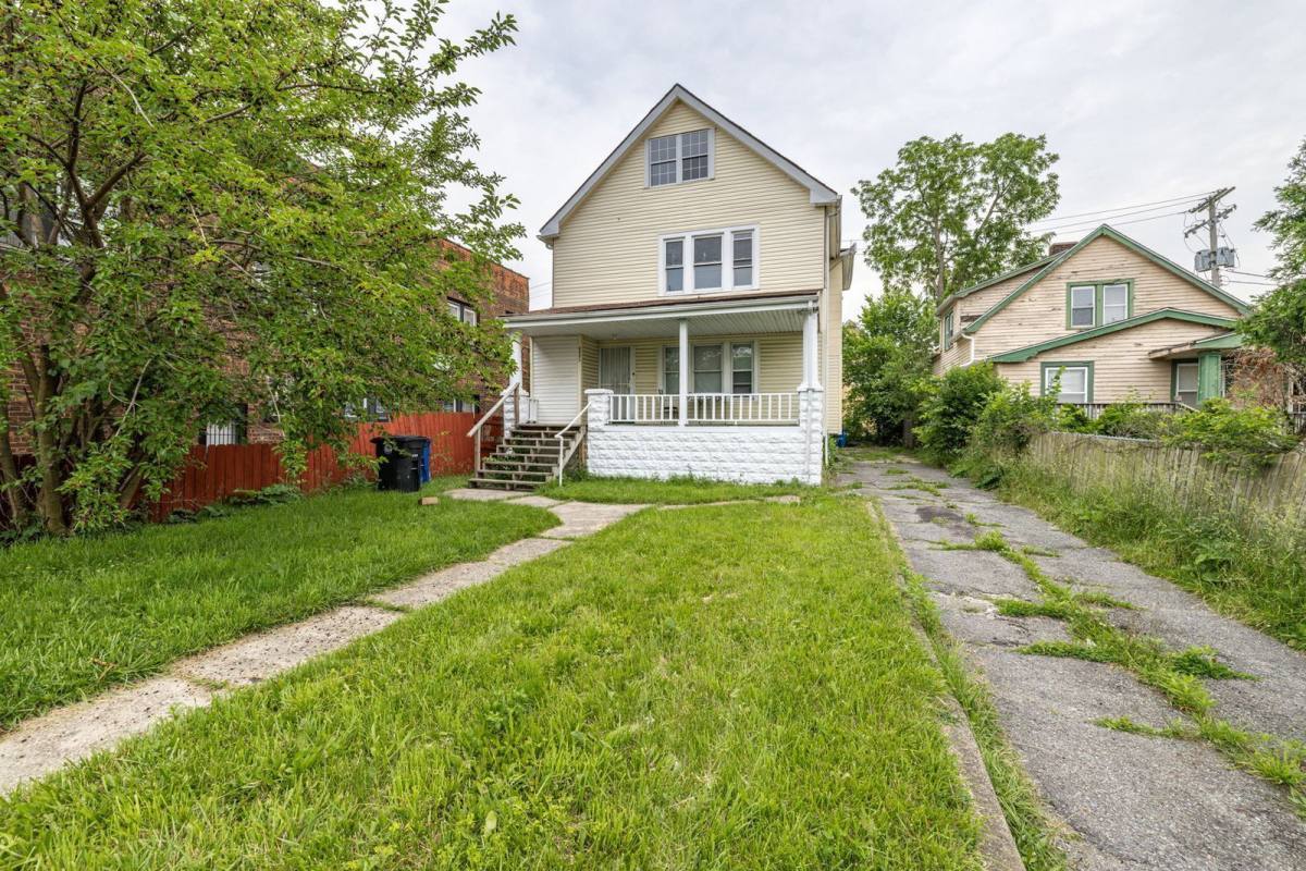 3691 E 116th St – photo 1