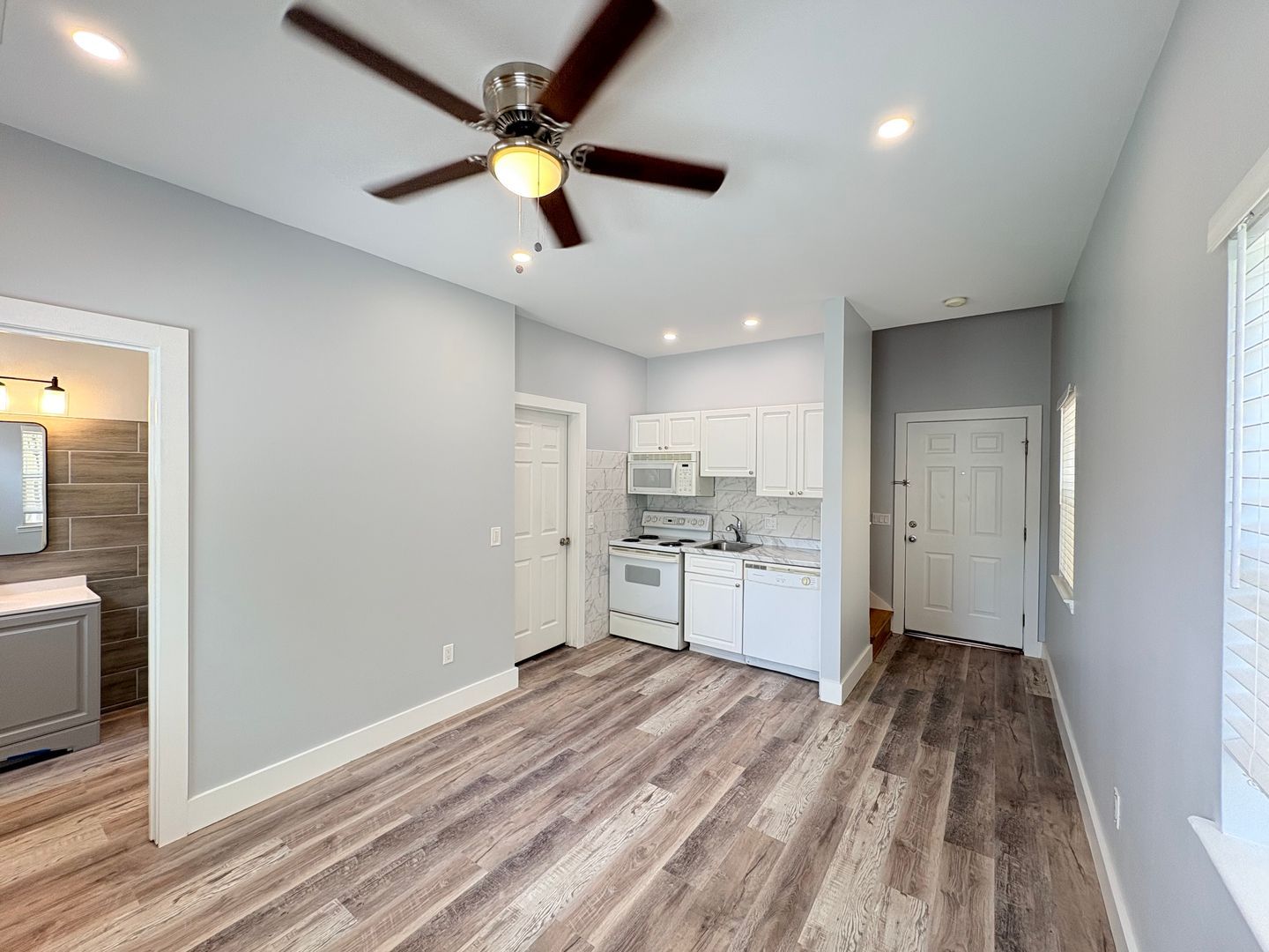 50 Cassandra Ln unit C – photo 5