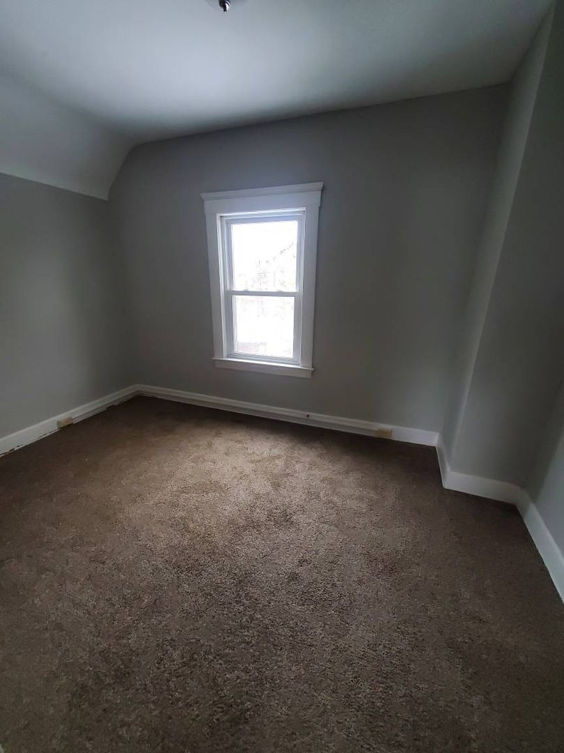 14205 Savannah Ave – photo 5