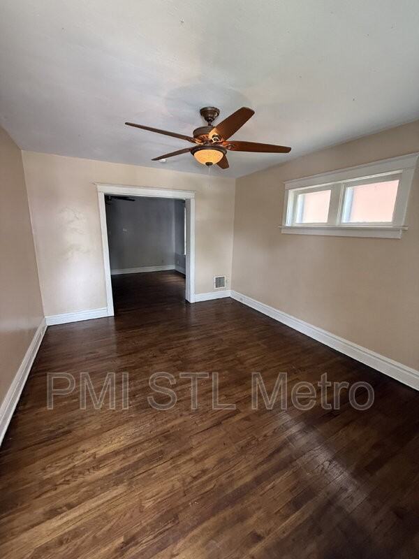 3931 Oregon Ave unit 3931 – photo 2