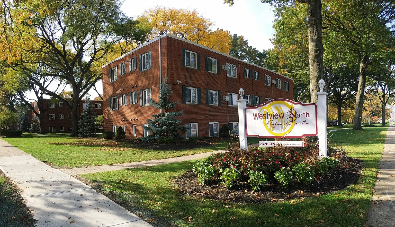 Westview North Apartments – photo 2