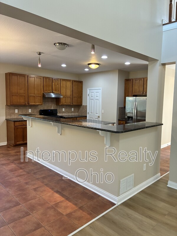 7737 Tree Lake Blvd – photo 4