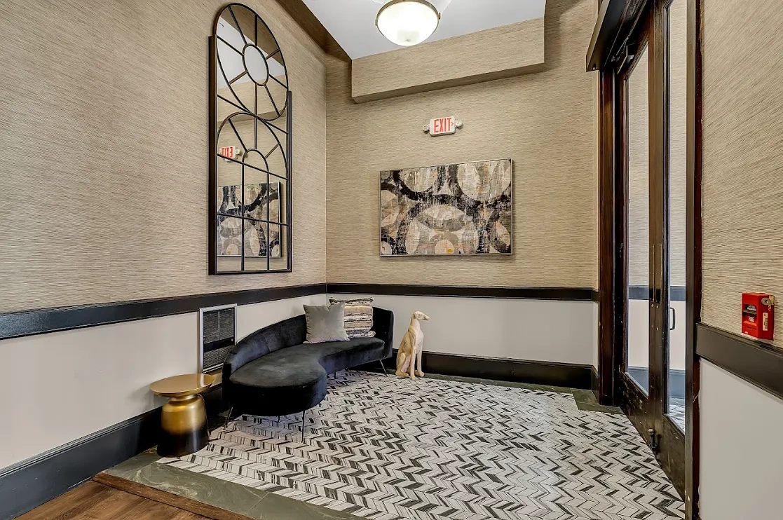 300 Emory Street – photo 4