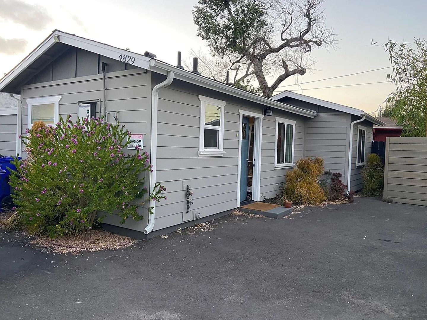 4829 35th St – photo 3