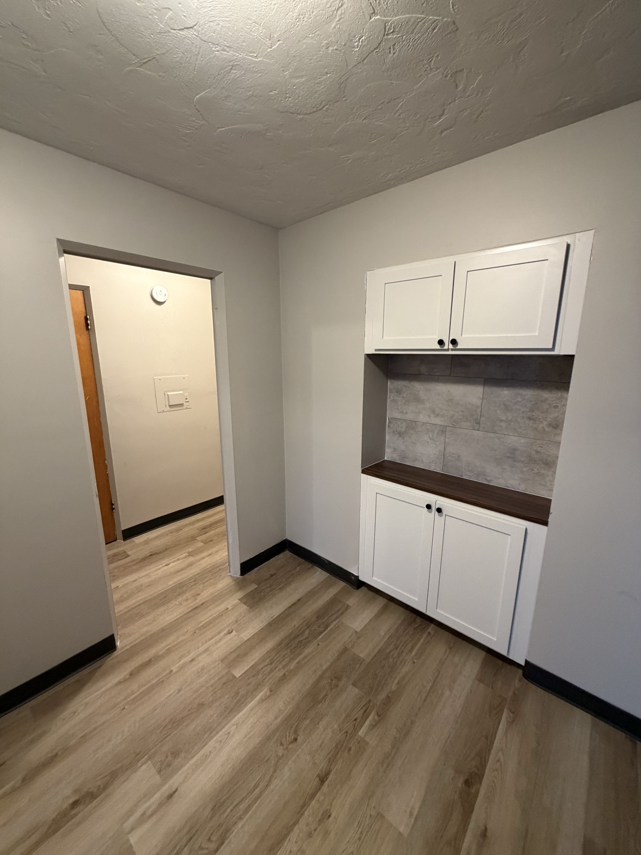 17731 Lakeshore Blvd unit 6 – photo 5