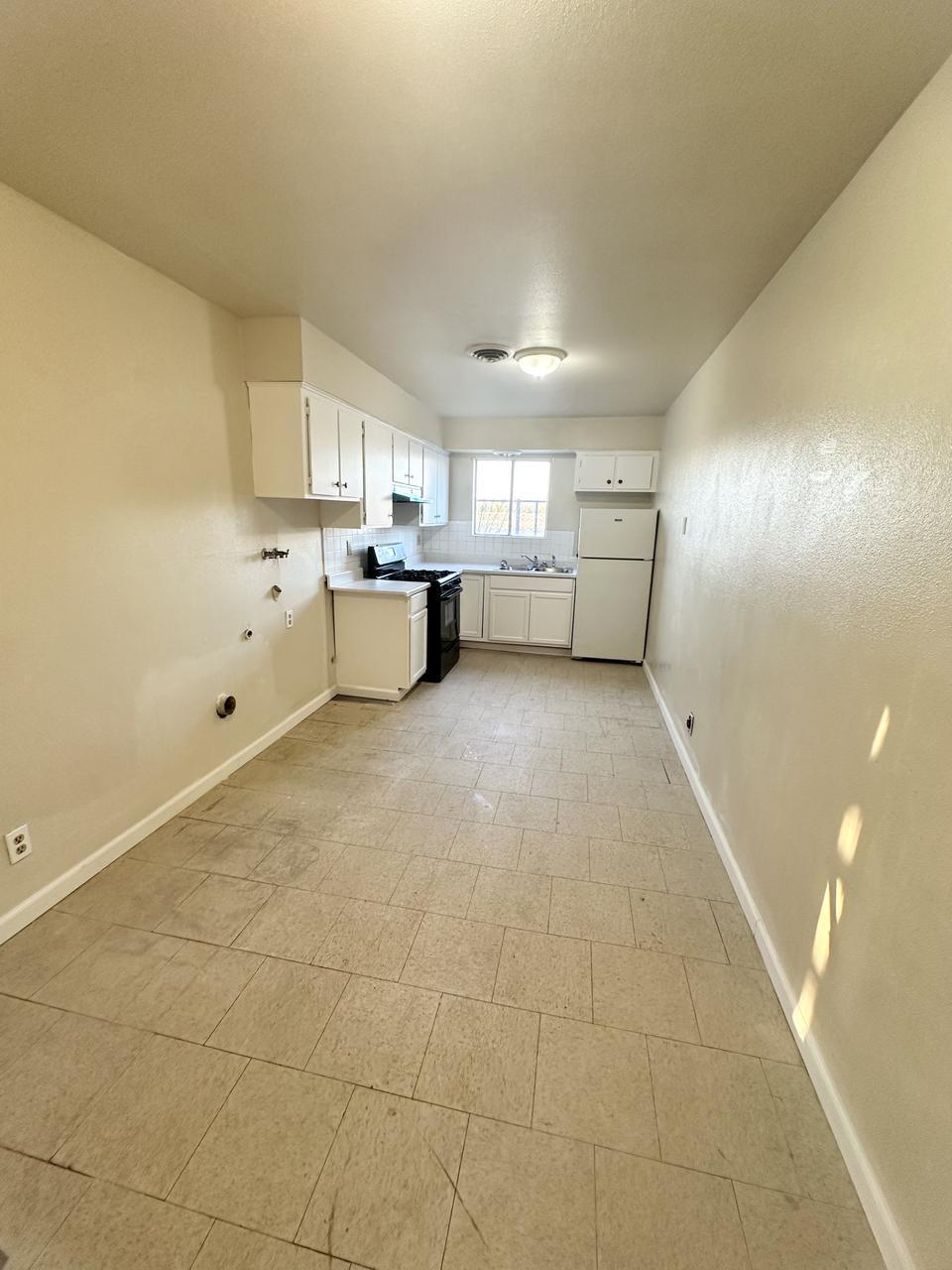 19 E Saginaw Way – photo 2