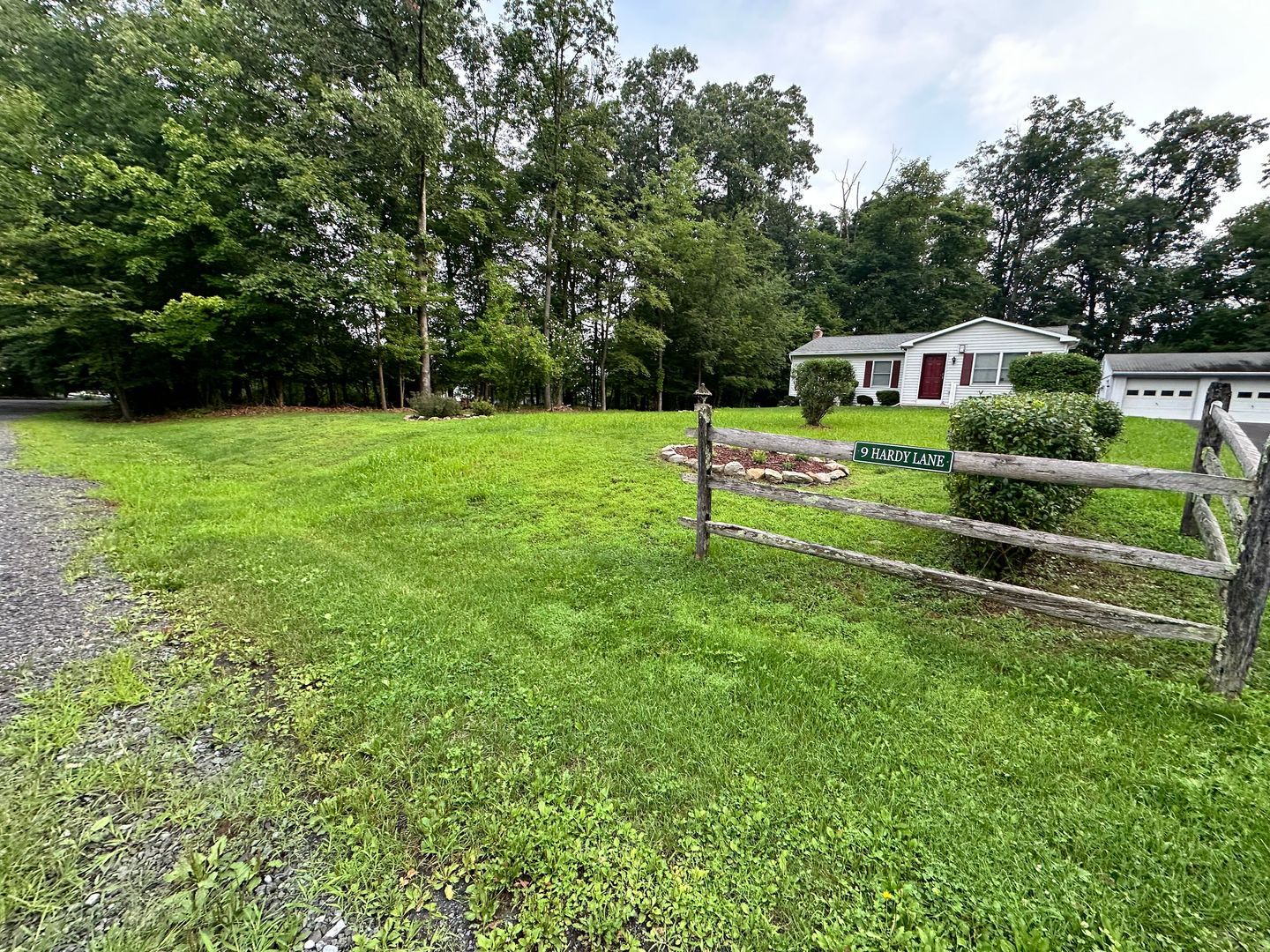 9 Hardy Ln – photo 2