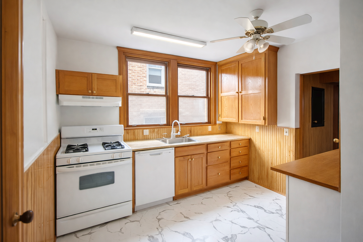 1048 East End Ave – photo 2