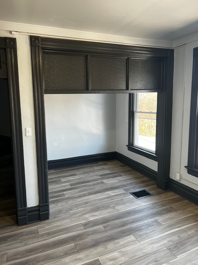 239 Watson Blvd unit Apt 2 – photo 2