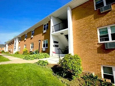 Real Estate Growth Advisors - Long Branch Apartment Communities – photo 3