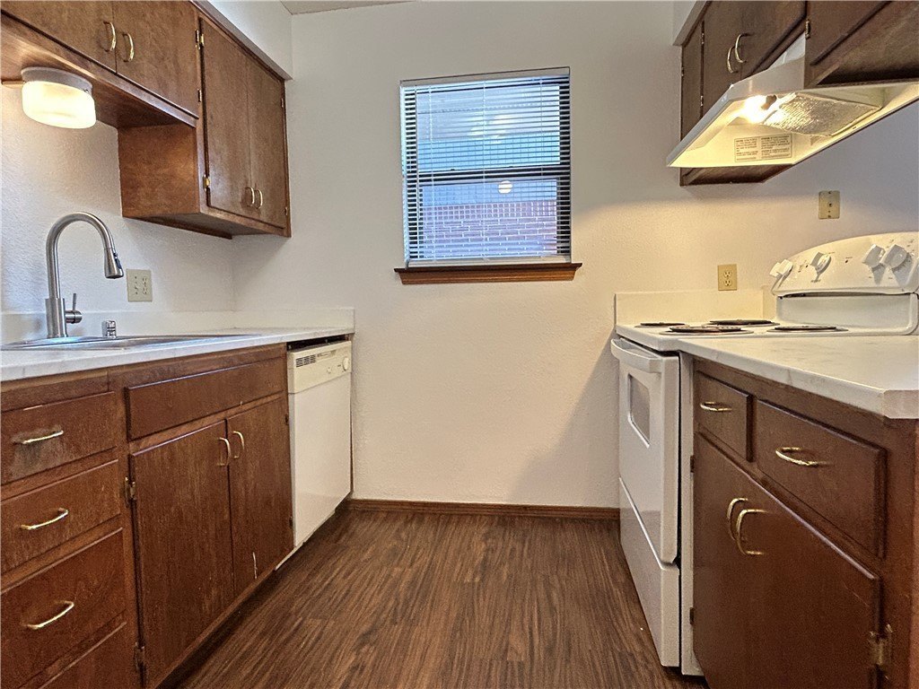 1650 N Sang Ave #115 – photo 3