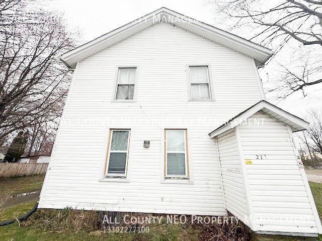 271 Grant St – photo 3
