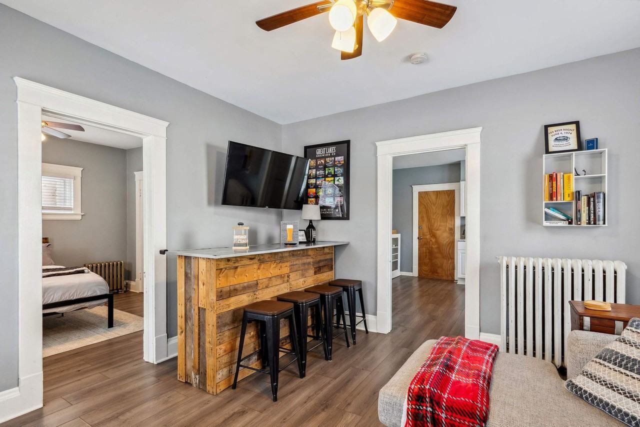 1626 Ridgewood Avenue – photo 2