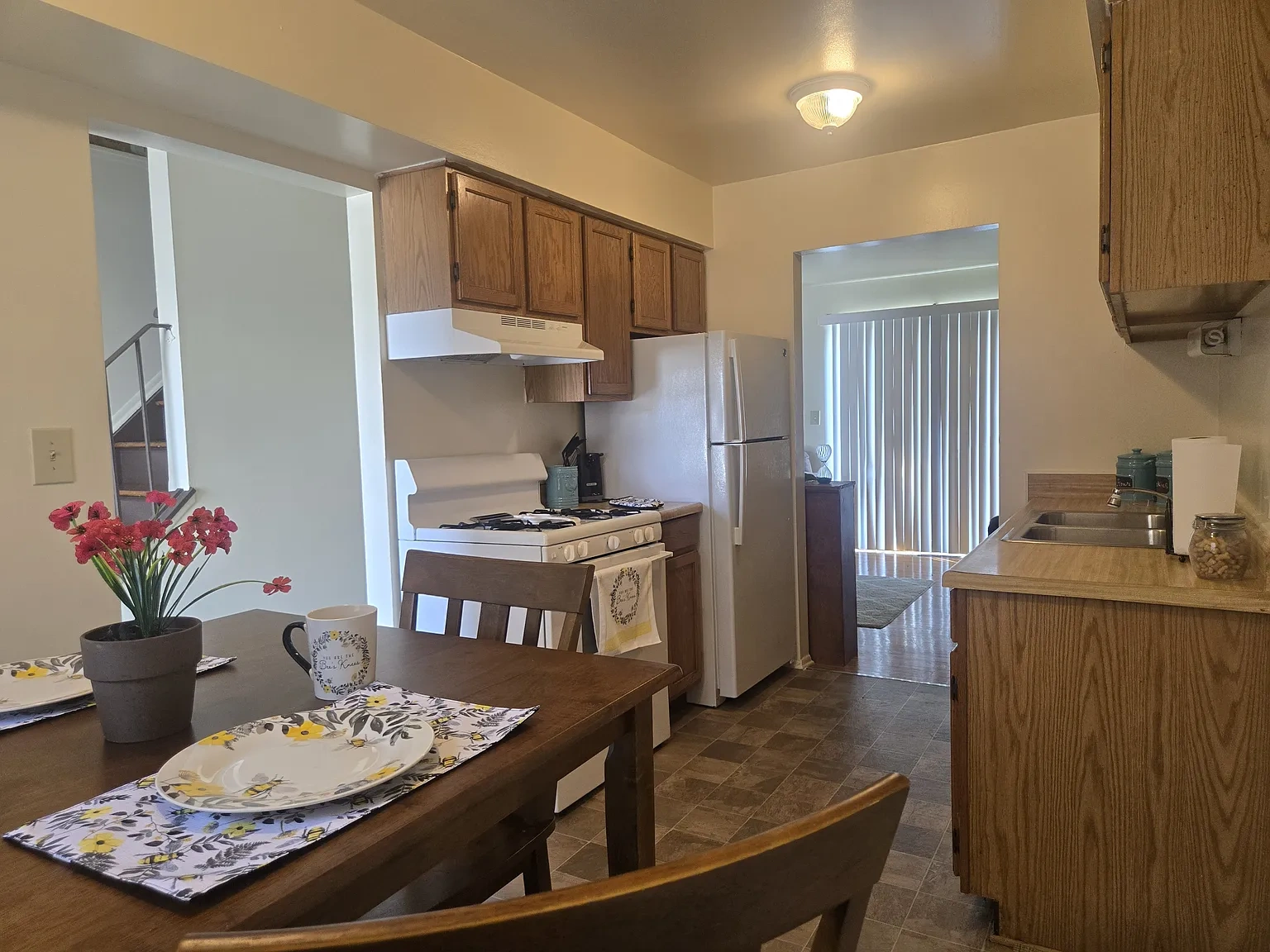 Country Way Townhomes – photo 2
