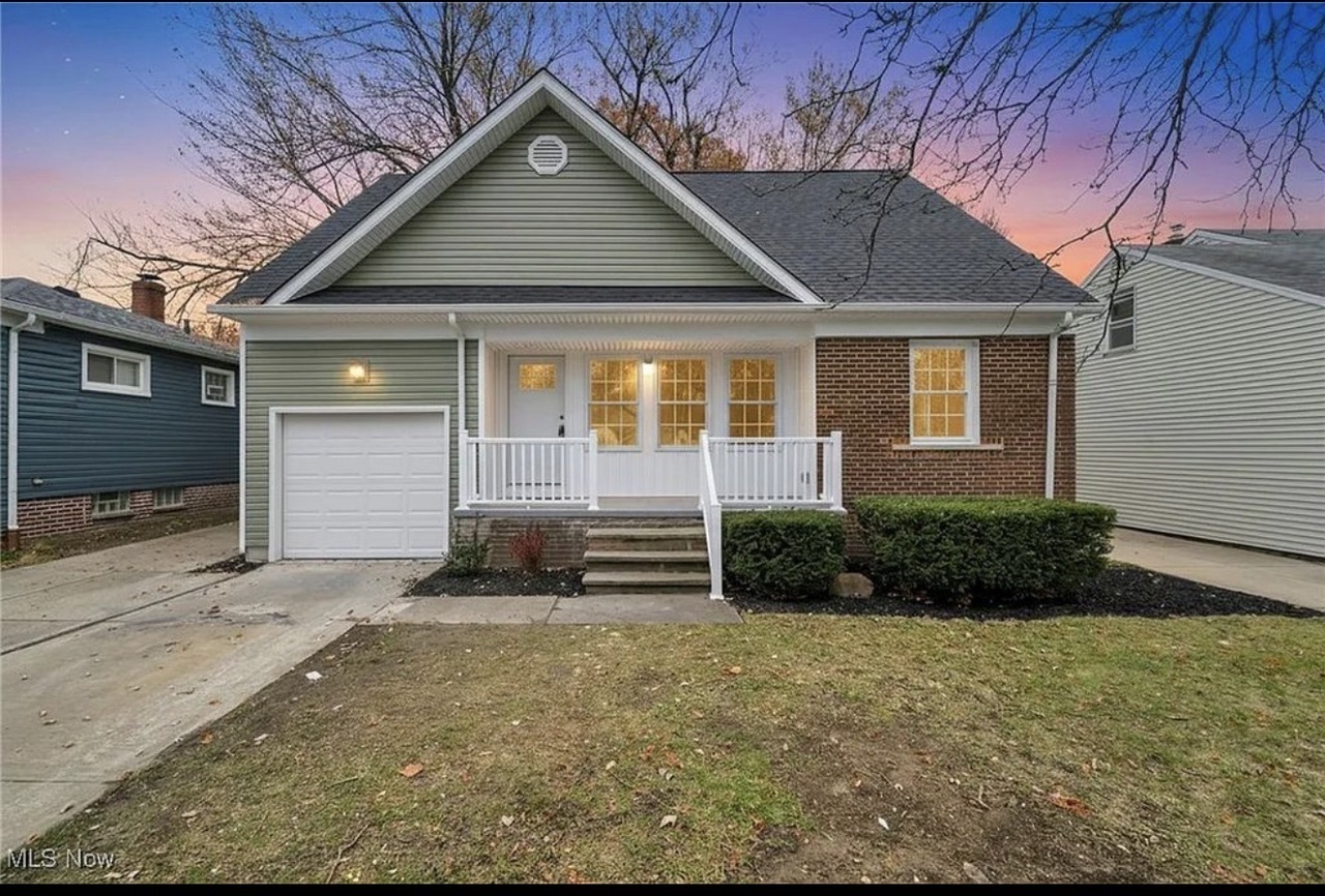 5939 Pearl Rd – photo 1