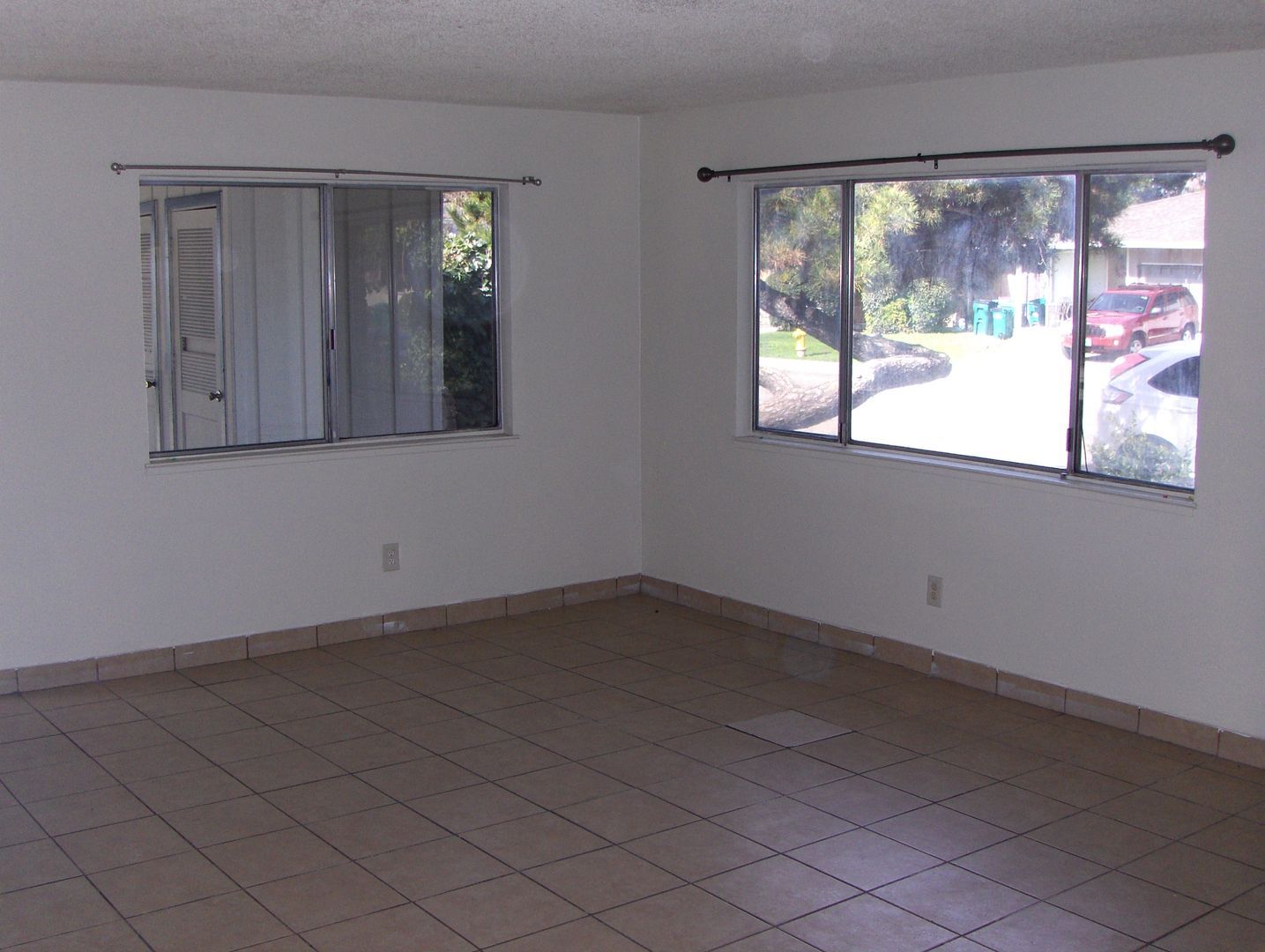 702 E Yorkshire Dr unit #1 – photo 2