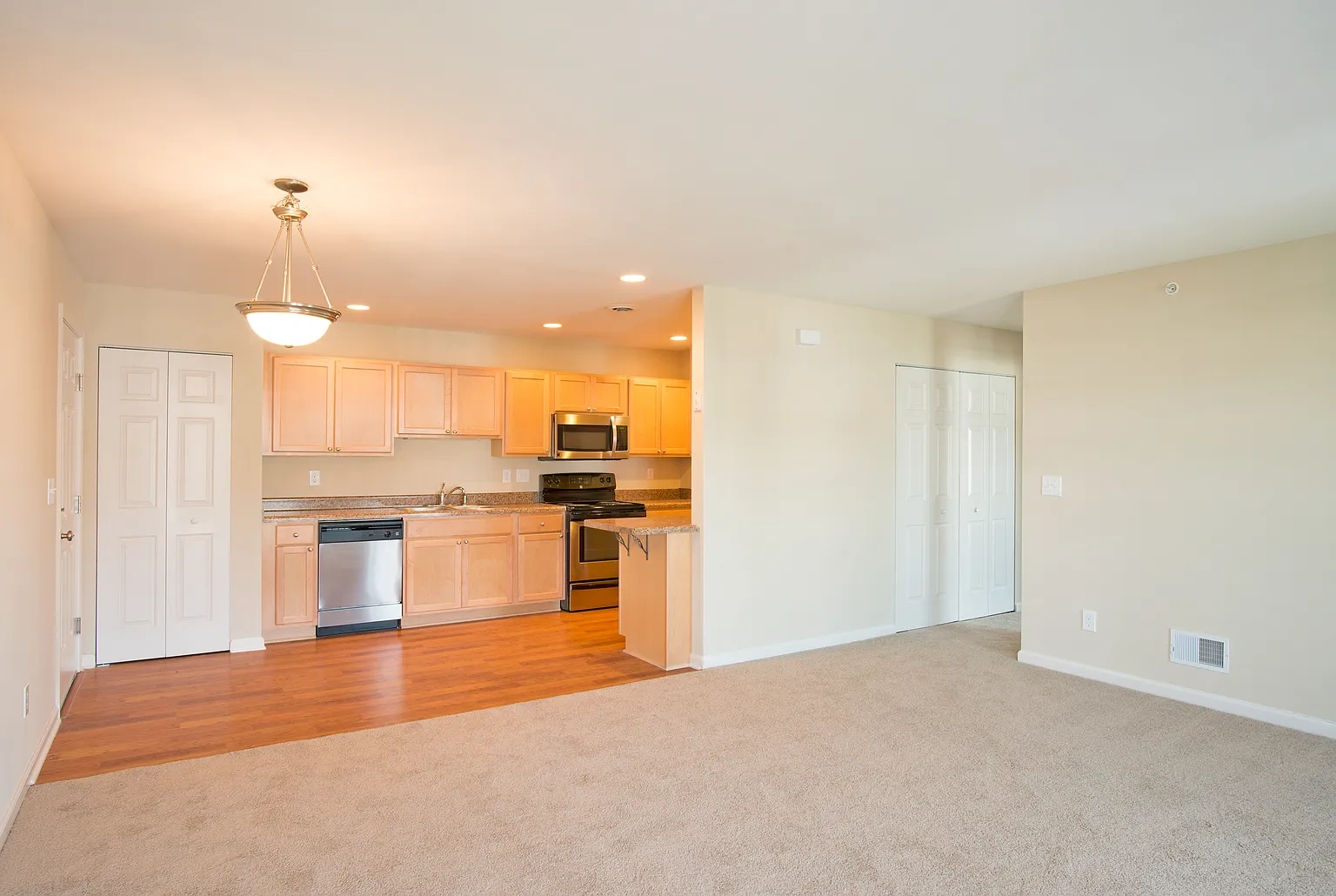Kendall Square Apartments – photo 2