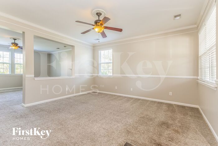 205 Commencement Blvd – photo 2