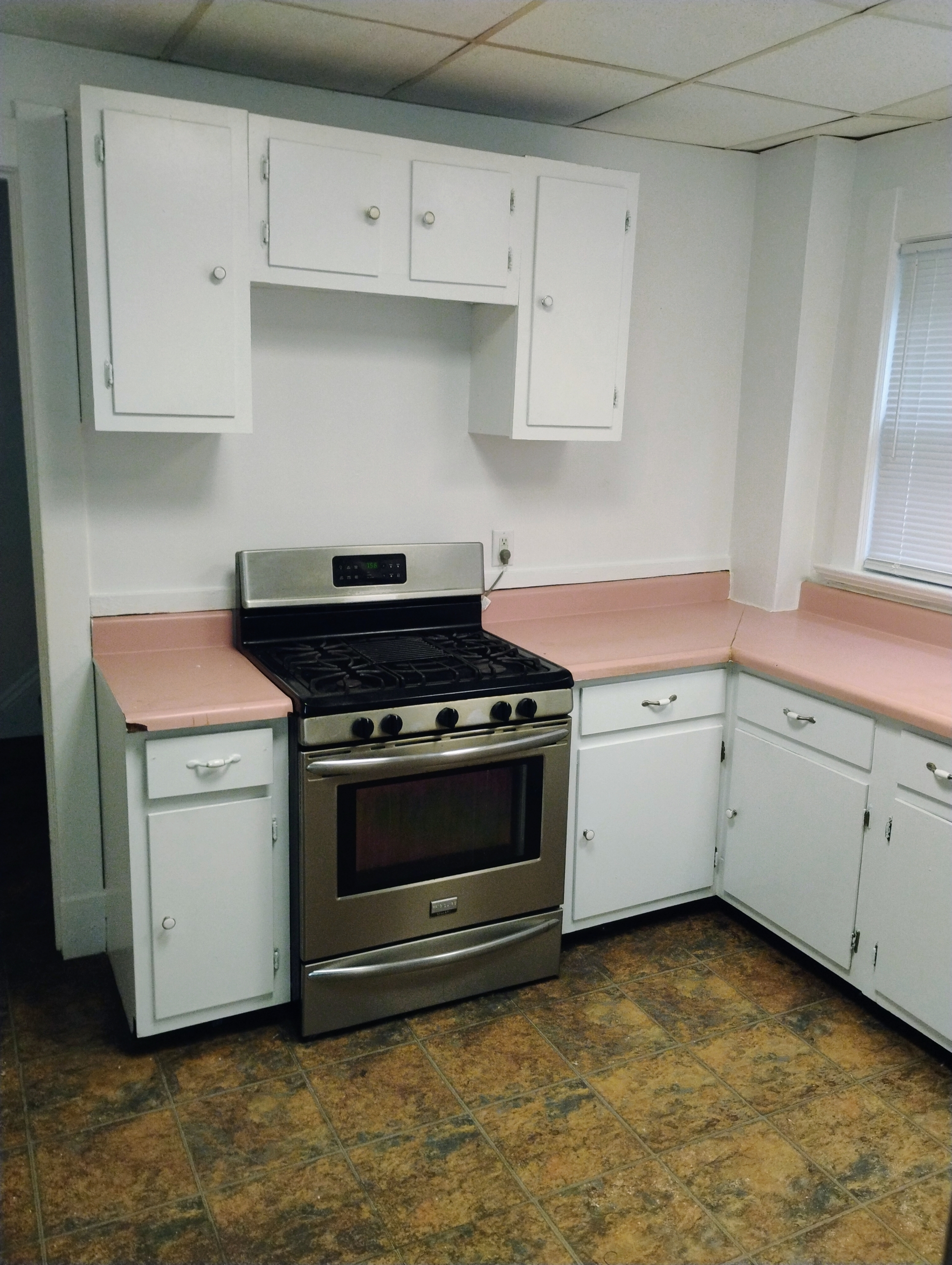 1122 Pinewood Ave – photo 5