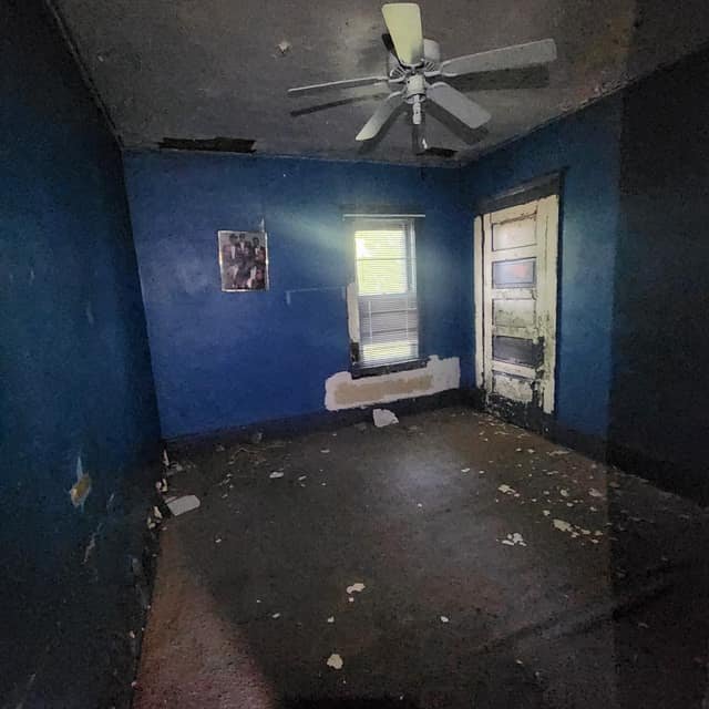 2847 E 98th St – photo 3