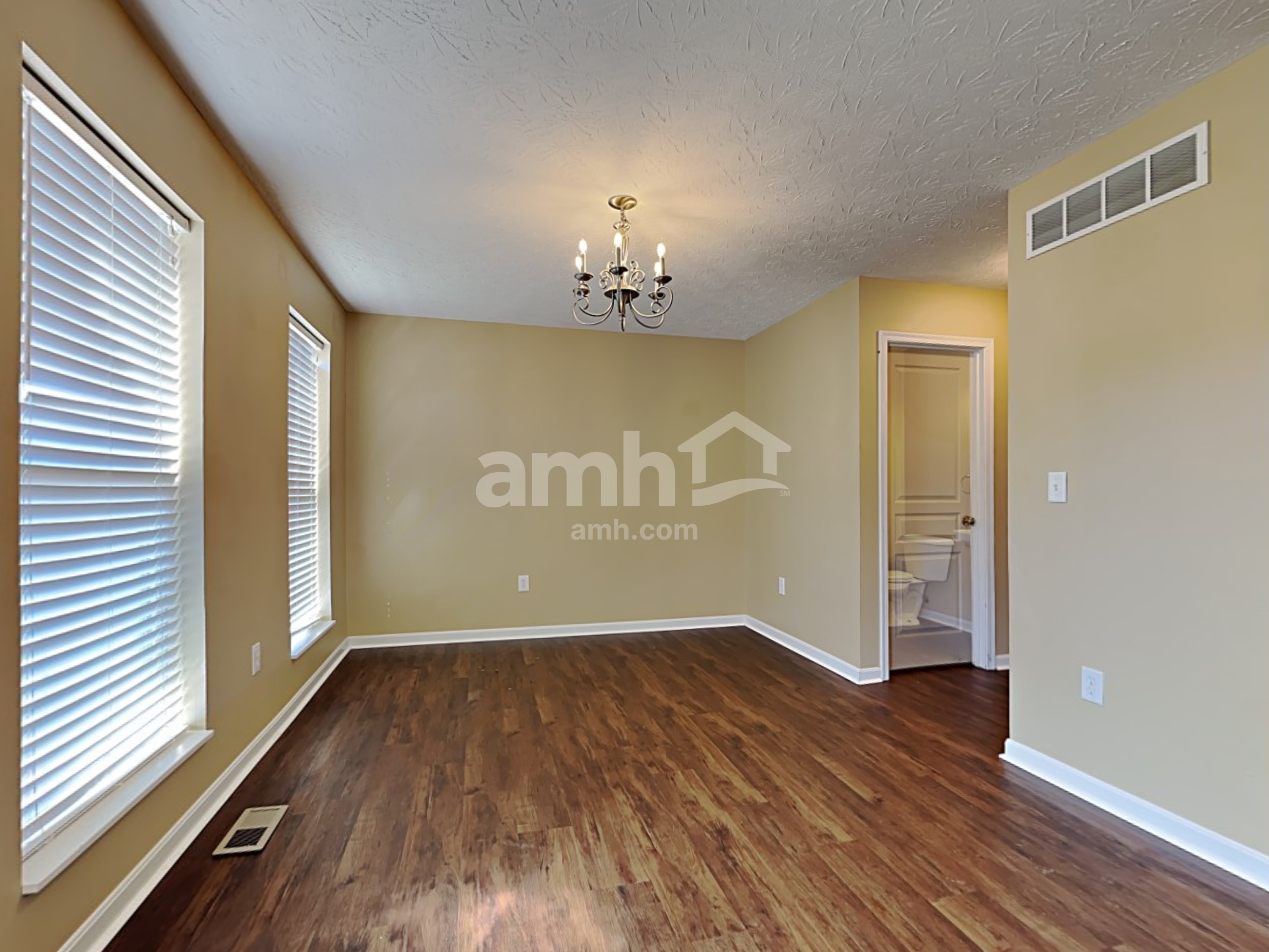 6908 Lucia Dr – photo 5