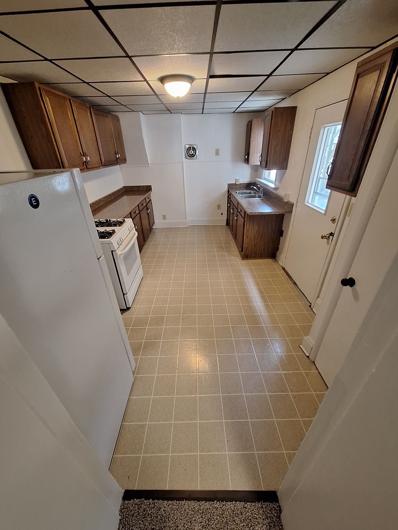 207 S Beaver St – photo 1