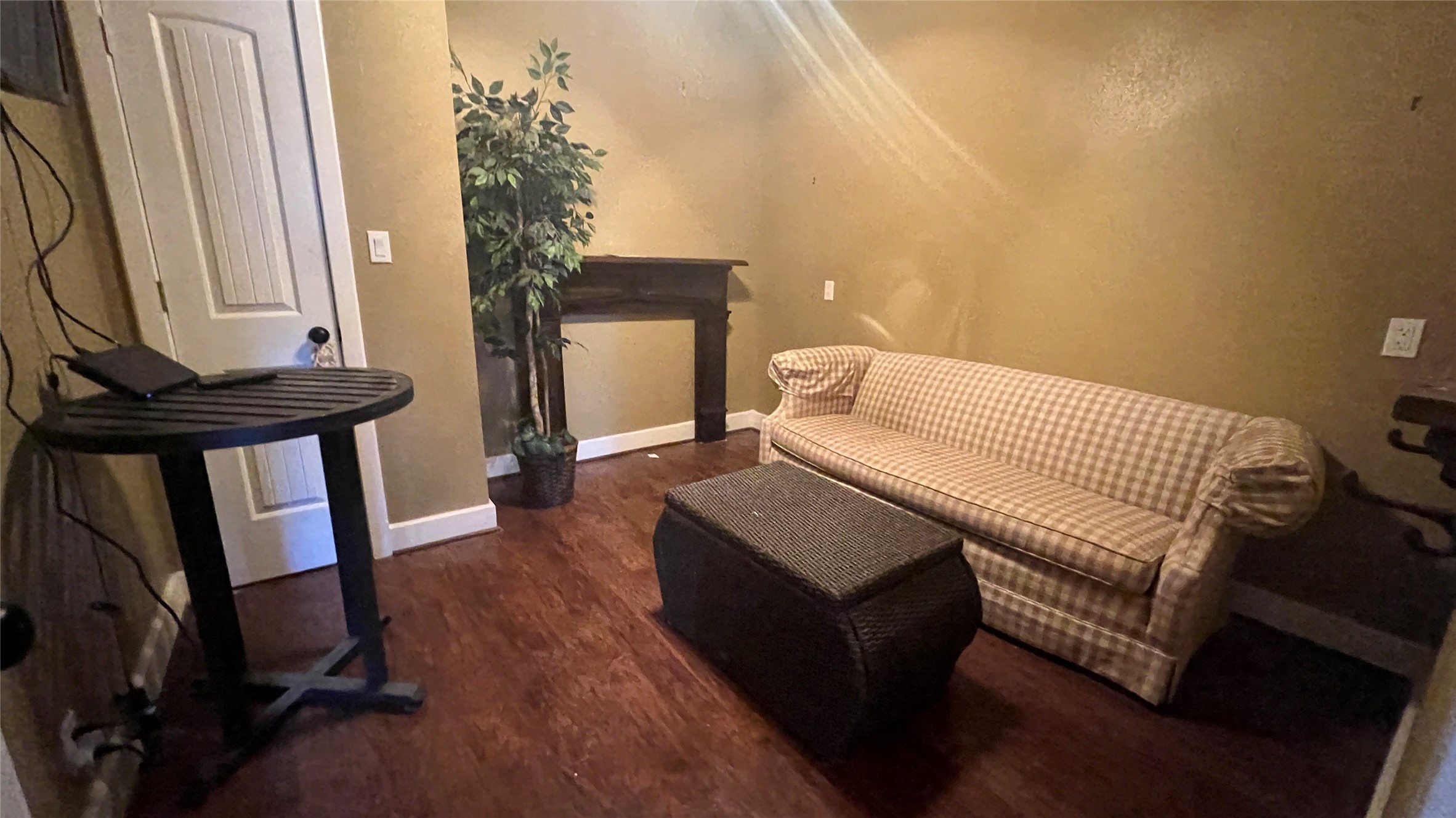 9500 Mayfield Ave unit B – photo 3