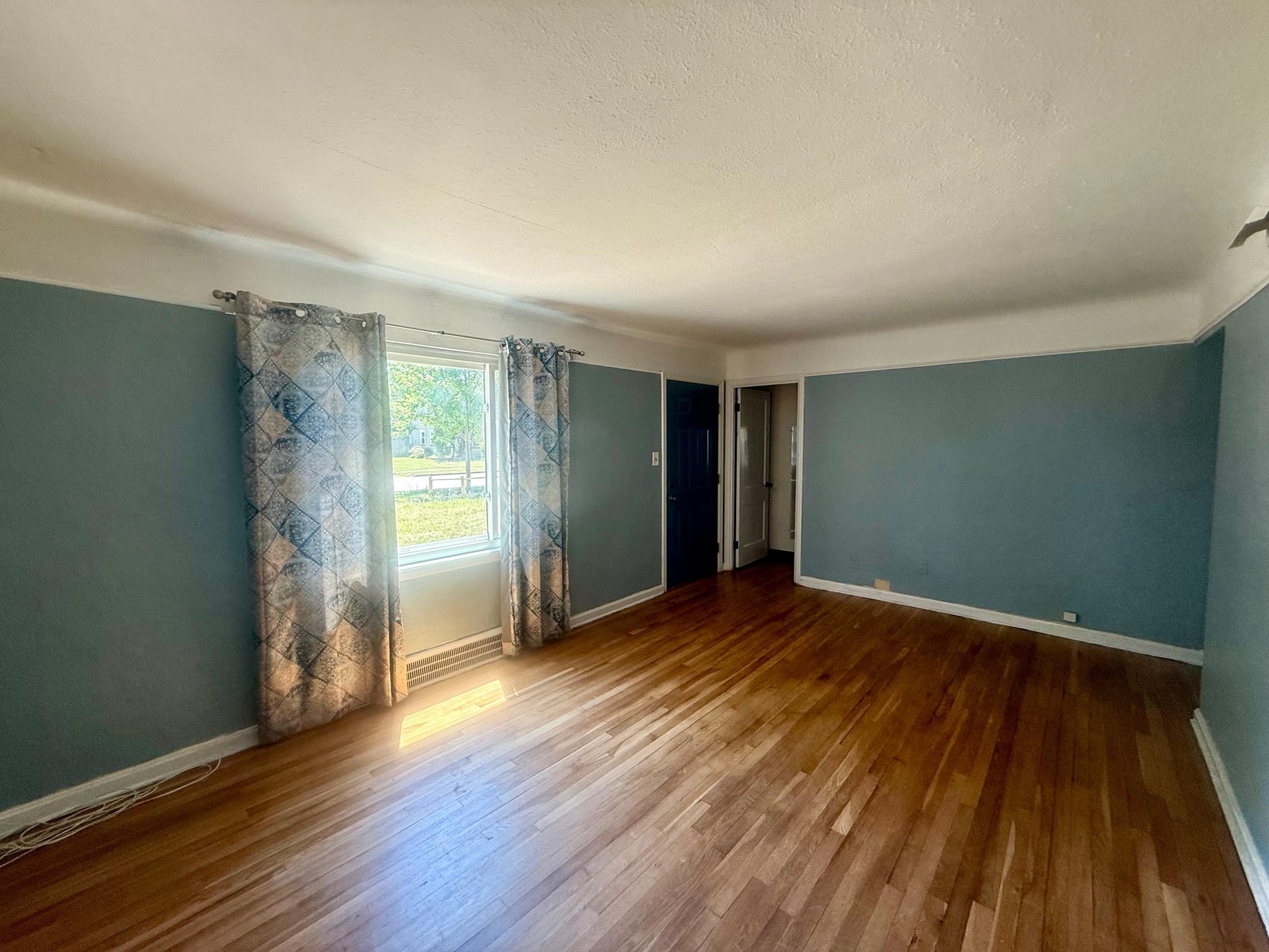 23861 Colbourne Rd – photo 5