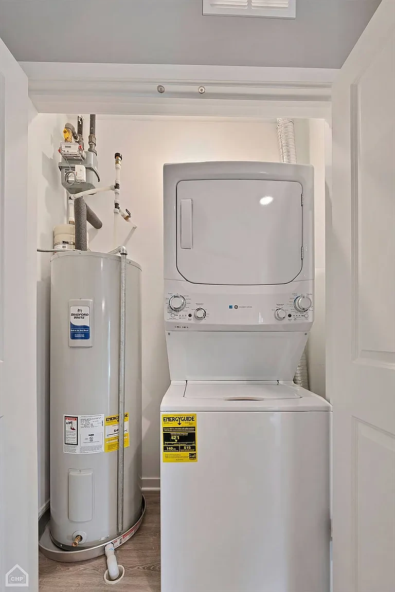 Lincoln Station Rowhomes – photo 5
