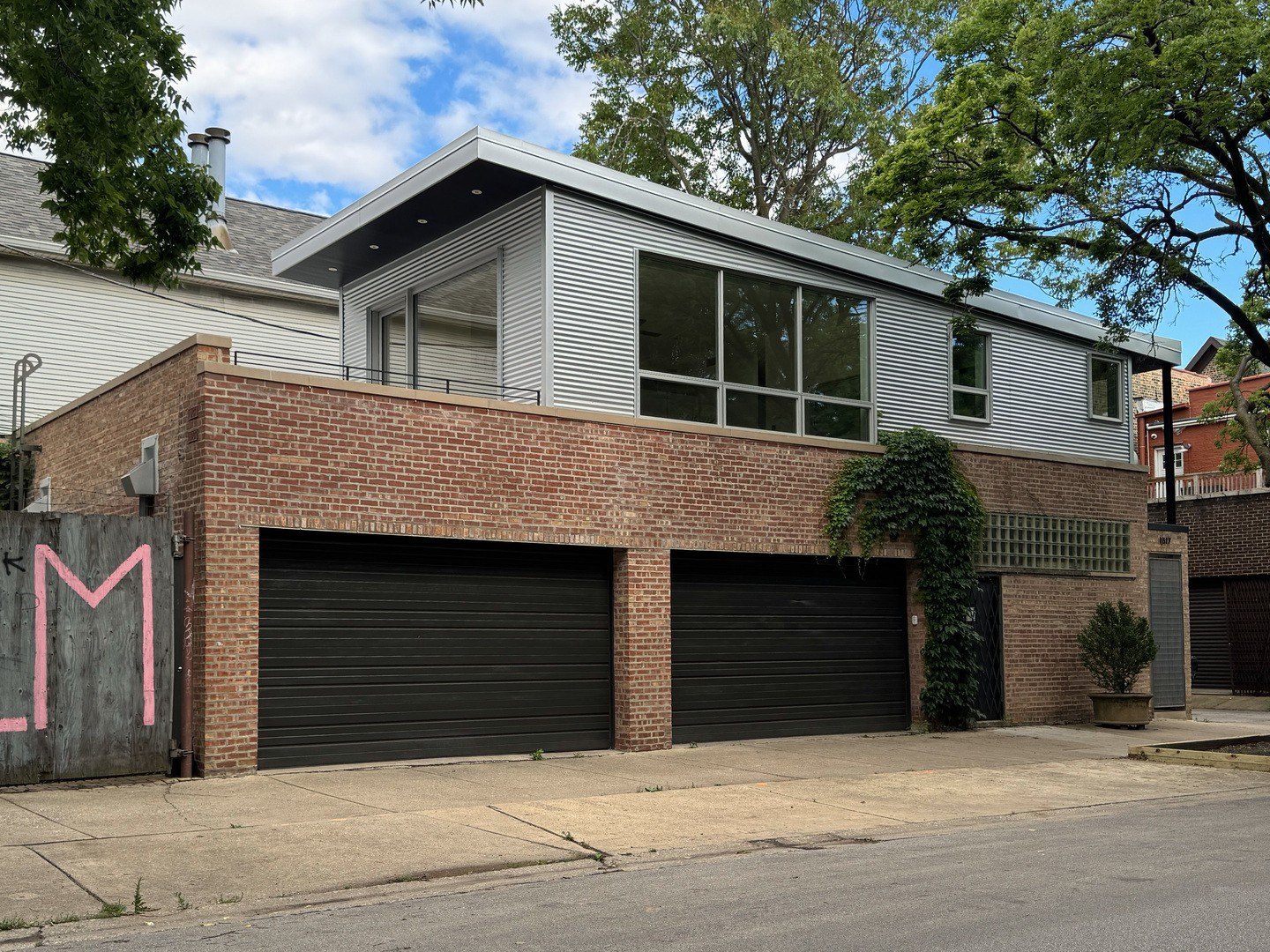 2159 W Evergreen Ave #4 – photo 2