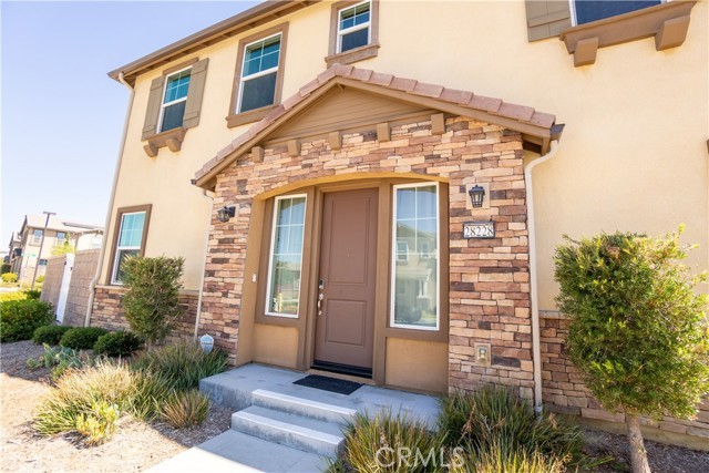 28228 Heirloom Dr – photo 4