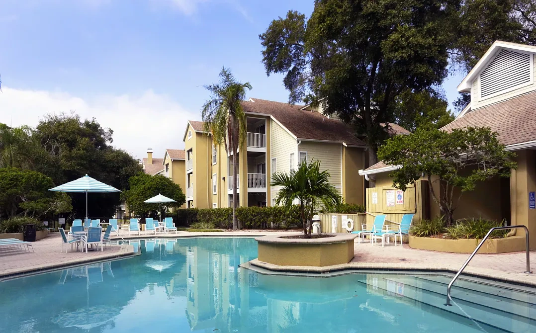 Lighthouse Bay Apartment Homes – photo 5