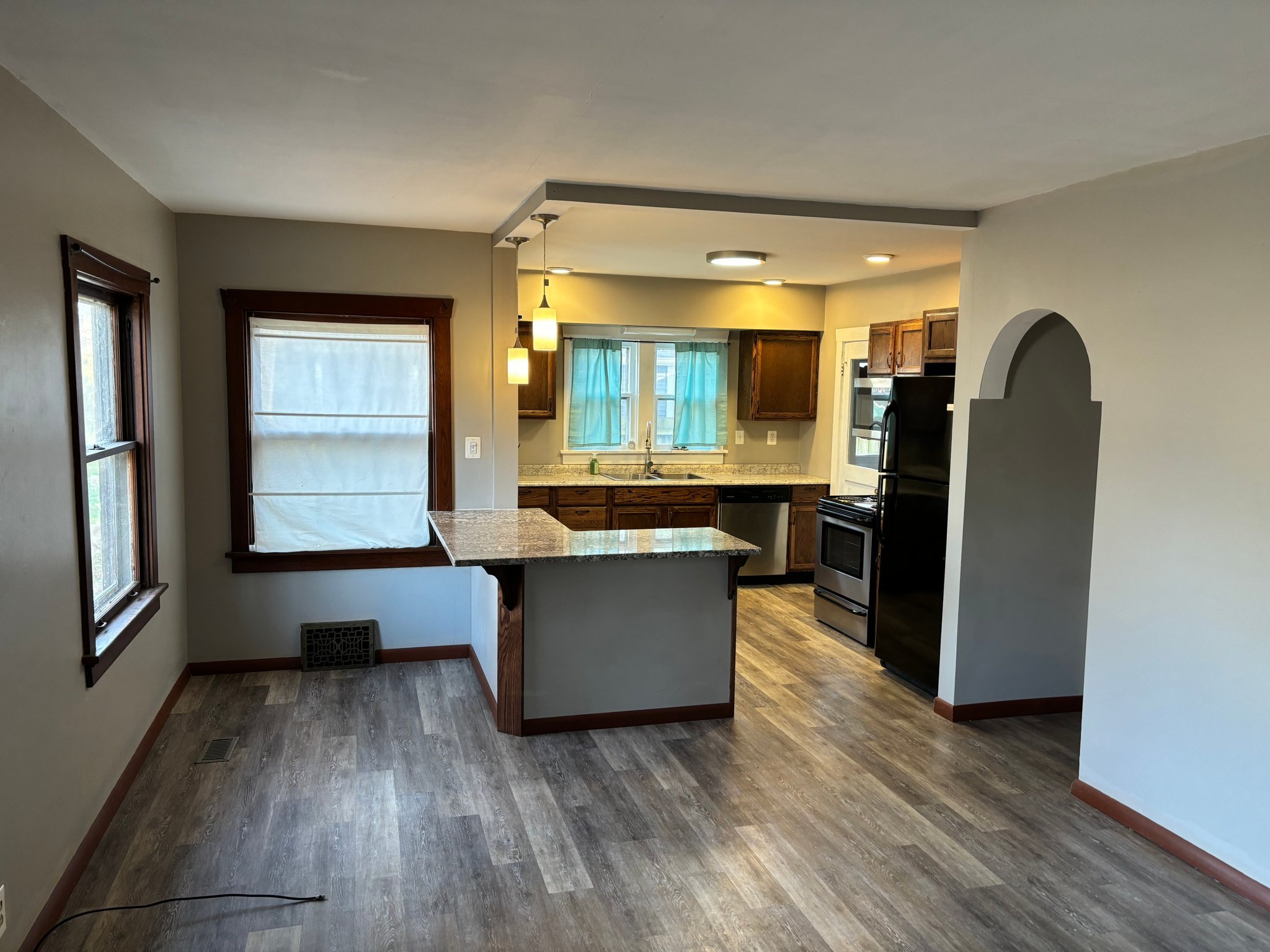 1304 Randle St – photo 2