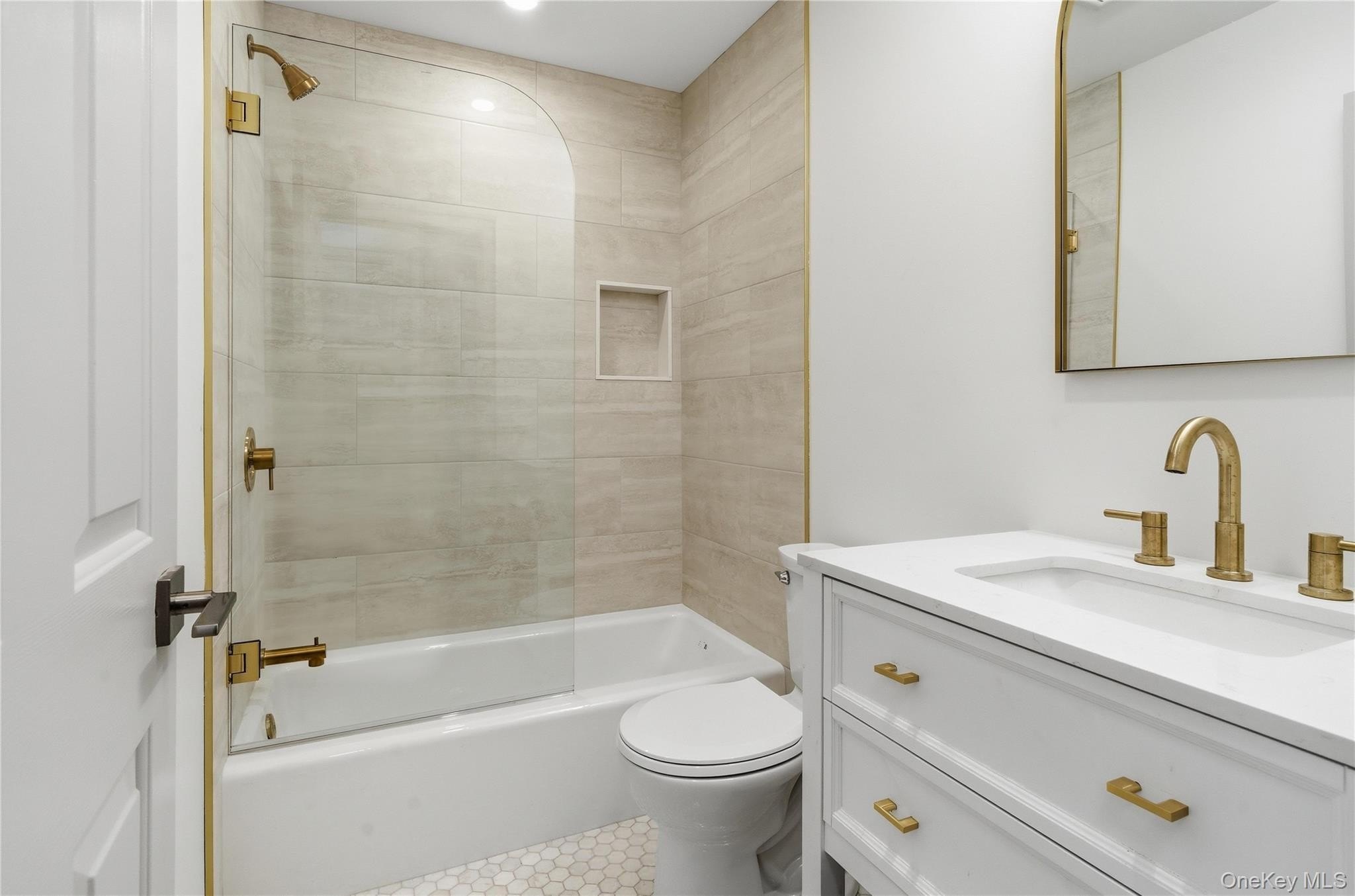 336 2nd St – photo 3